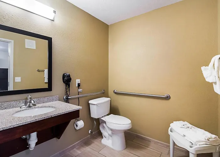 Mainstay - I-94 Medical Center Fargo