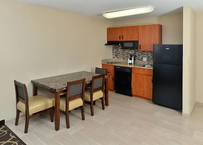 Mainstay - I-94 Medical Center 4*