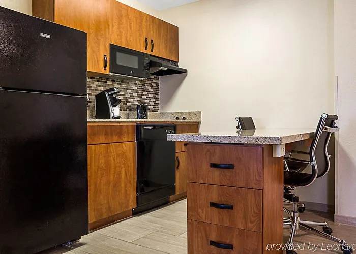 Mainstay - I-94 Medical Center