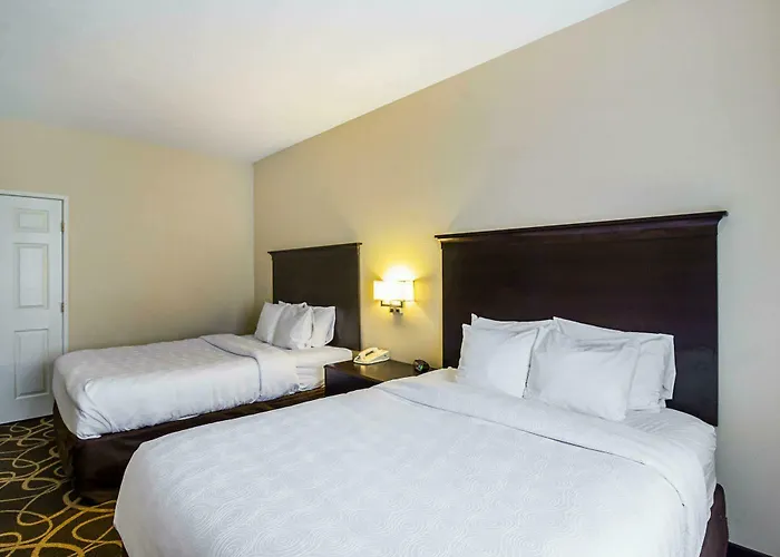 Mainstay - I-94 Medical Center Hotel 4*