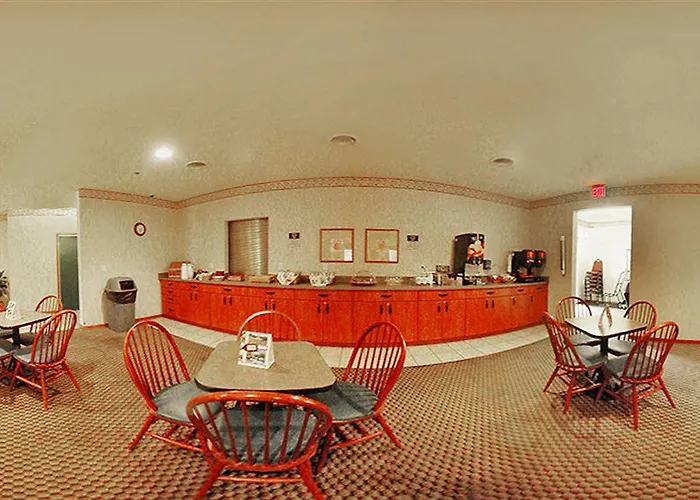 Hotel Mainstay - I-94 Medical Center 4*
